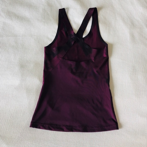 H&M sports top - Picture 2 of 2